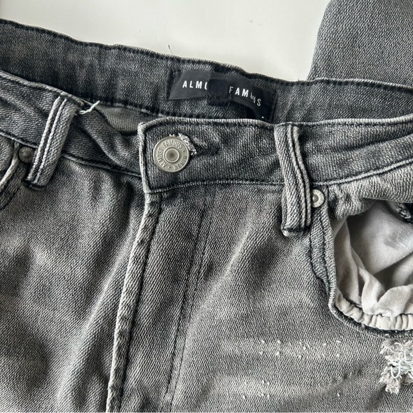 3/$20 Almost Famous Black wash/Gray  Distressed Jeans - Picture 7 of 7